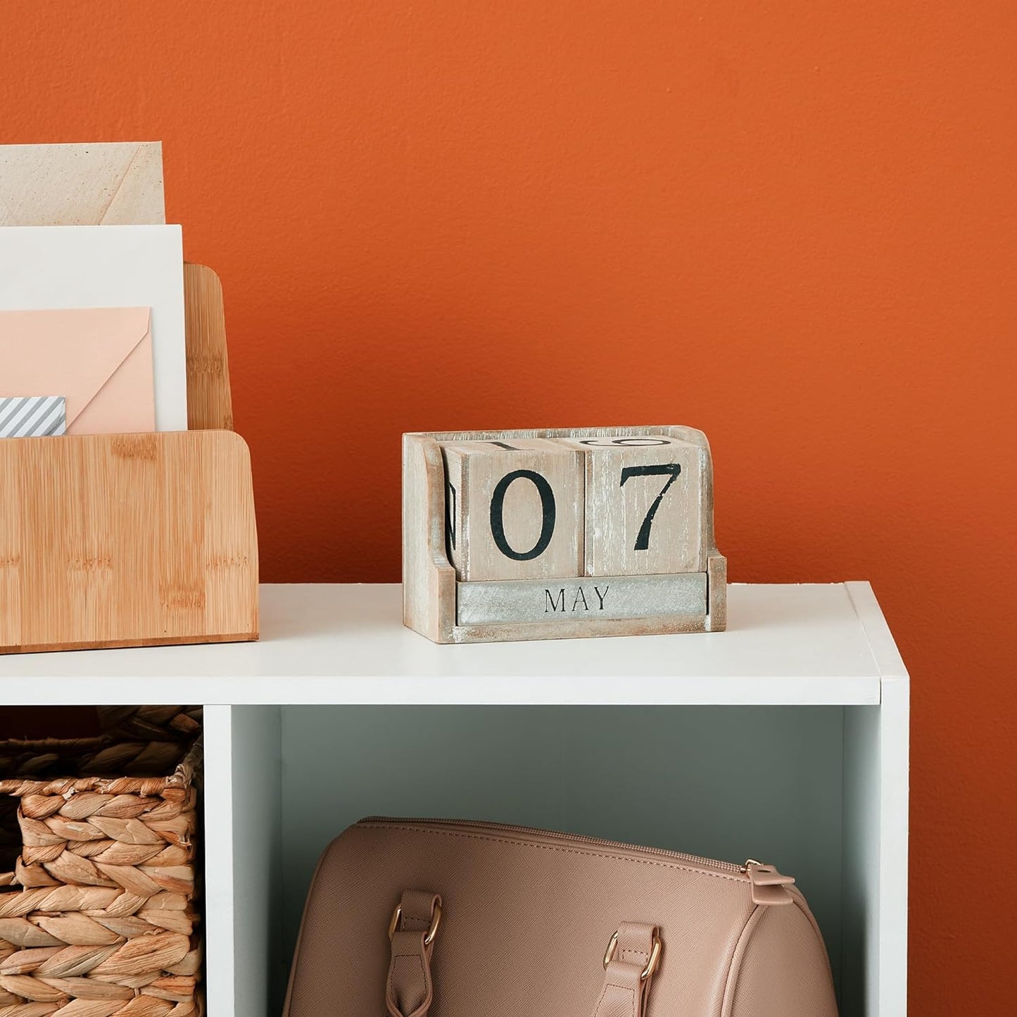 Wooden Perpetual Block Calendar for Desk, Wood Month Date Display Blocks for Teachers, Students, Classroom, Rustic Farmhouse Office Decor, Desk Accessories (5 X 4 In)