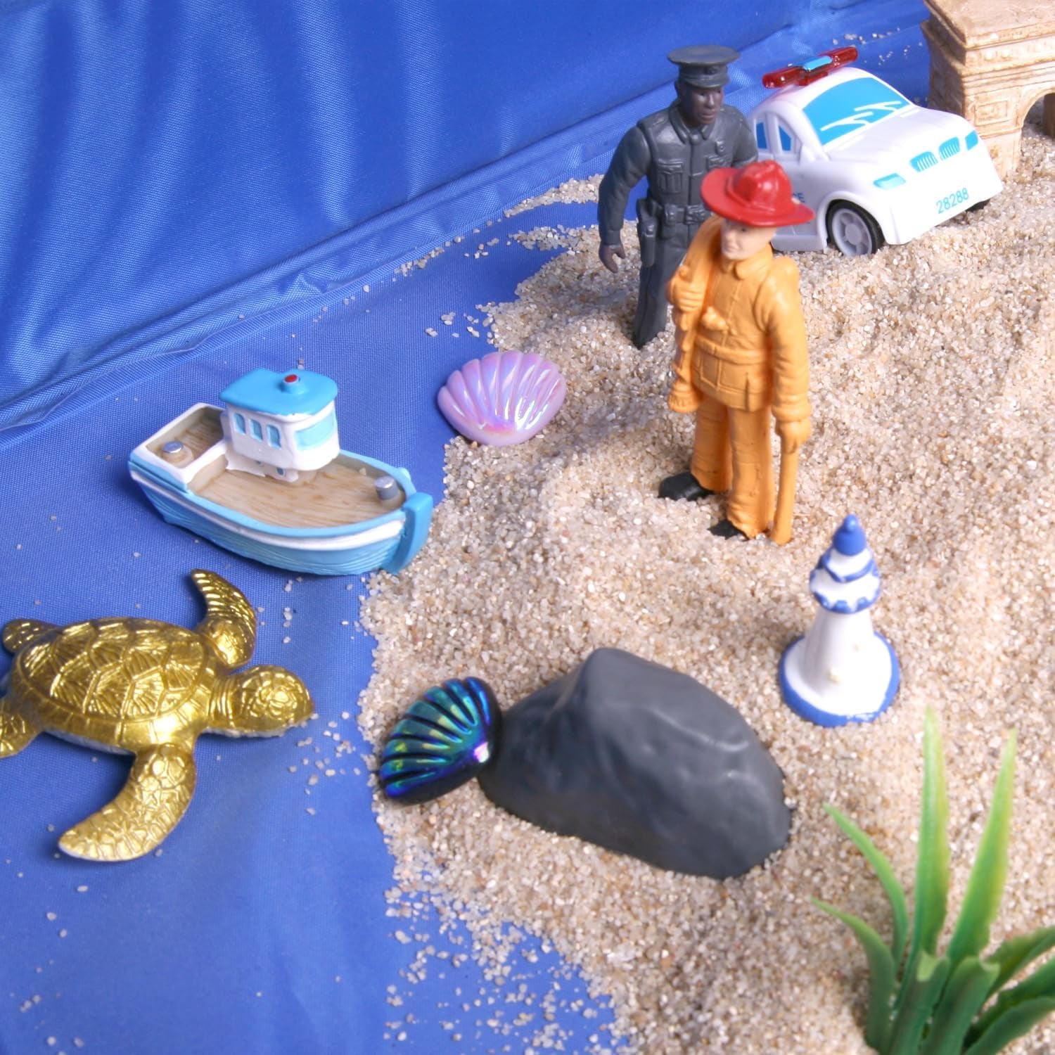 Sand Tray Therapy Portable Starter Kit: Foldable Professional Therapy Sandbox with 205 Sandtray Miniatures (Including Record Form)