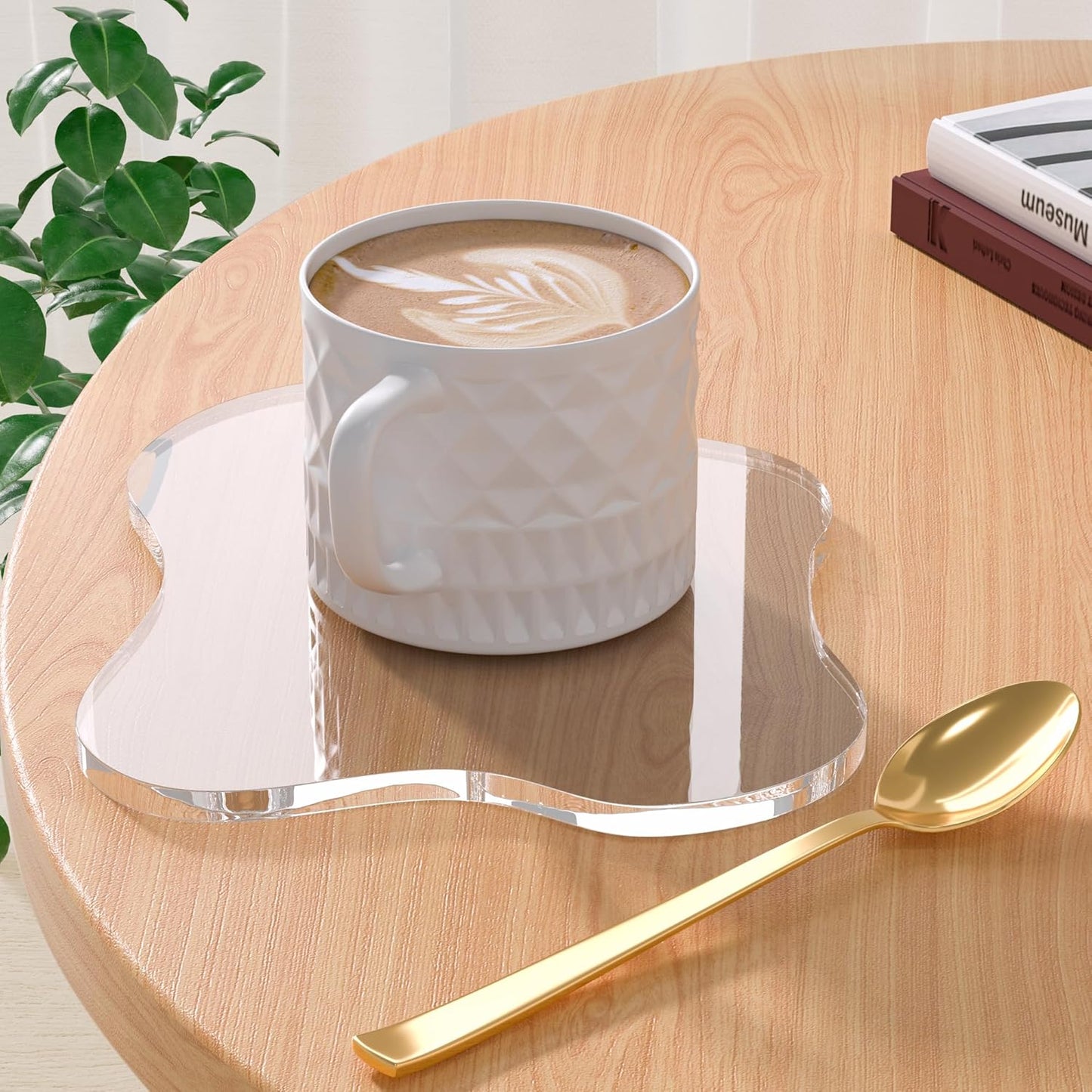 Acrylic Coaster Decorative Plates, Irregular Bar Drink Coaster, Clear Cloud Shape Coffee Cup Coaster, Perfect for Tabletop Protection and Accessories Display.(Gold)