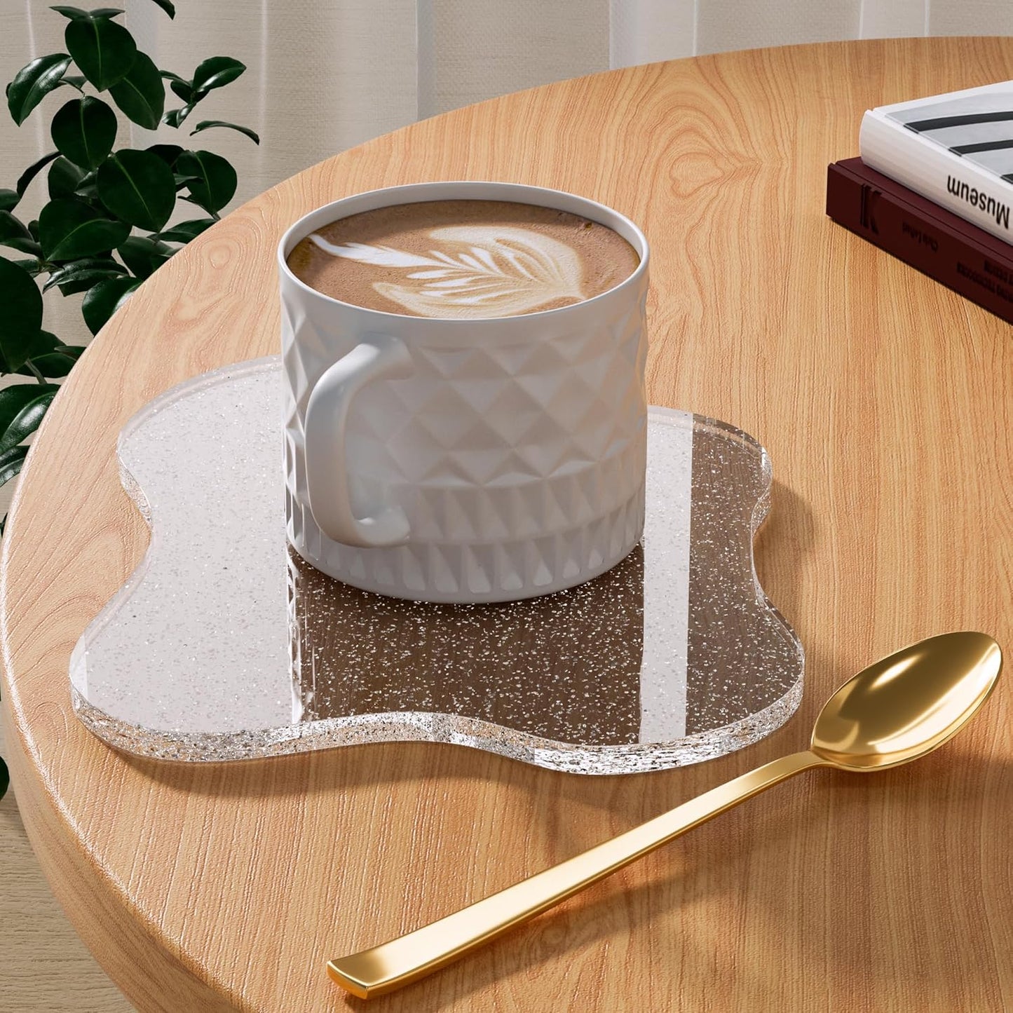 Acrylic Coaster Decorative Plates, Irregular Bar Drink Coaster, Clear Cloud Shape Coffee Cup Coaster, Perfect for Tabletop Protection and Accessories Display.(Gold)
