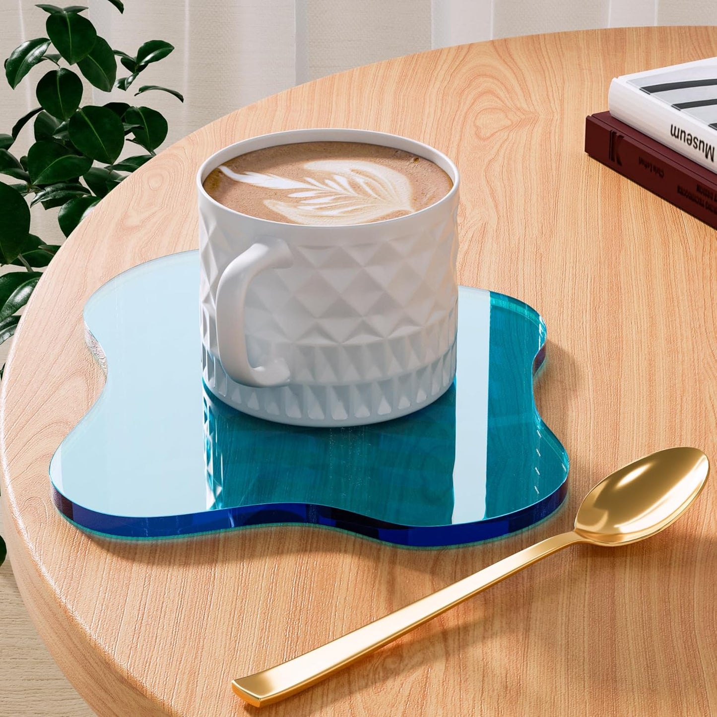 Acrylic Coaster Decorative Plates, Irregular Bar Drink Coaster, Clear Cloud Shape Coffee Cup Coaster, Perfect for Tabletop Protection and Accessories Display.(Gold)